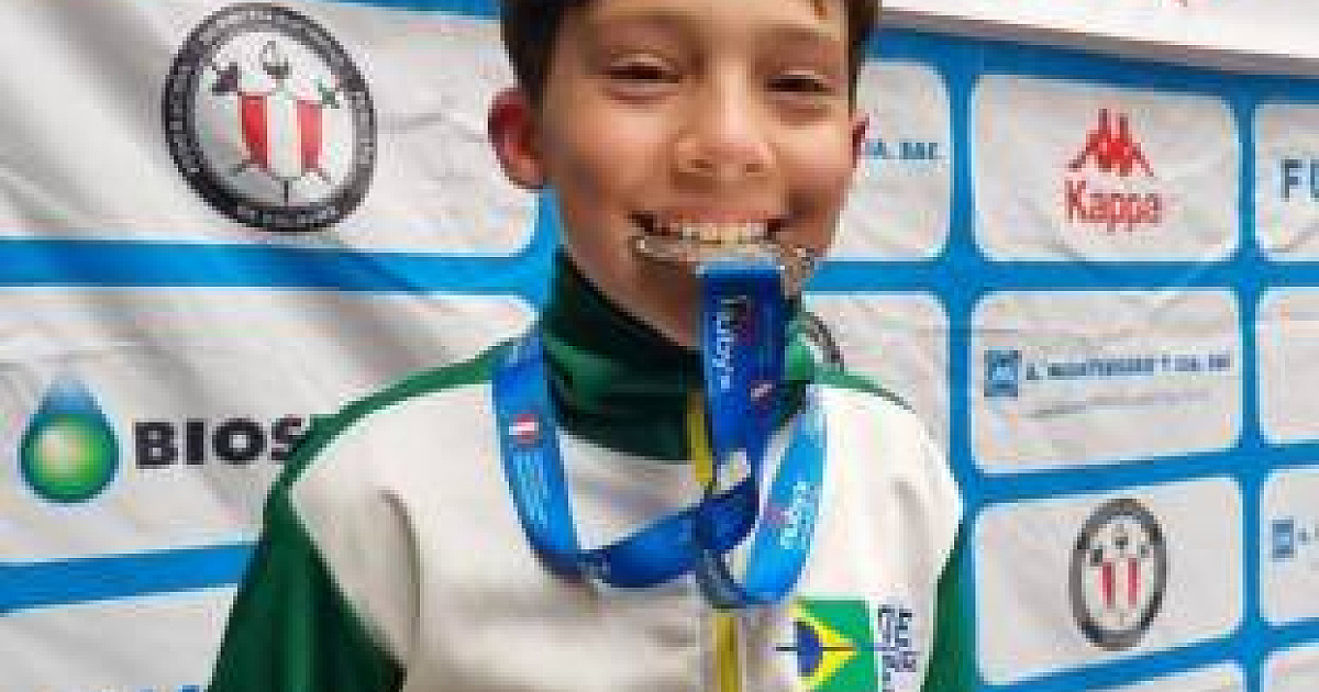 Morador do bairro é vice-campeão em Pan-Americano de Esgrima