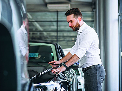 Híbridos lideram preferência entre brasileiros interessados em eletrificados, aponta pesquisa