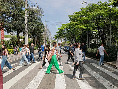 Cidades multiplicaram população com a chegada de Alphaville