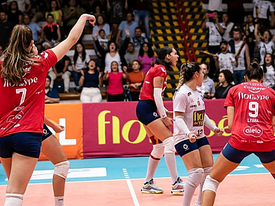 Mesmo com a derrota, Paulistano/Barueri está nos playoffs da Superliga 2024-2025