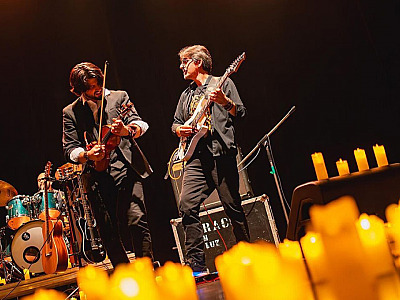 Class Rock Alphaville traz clássicos do gênero num concerto à luz de velas