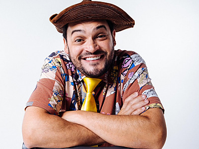 Matheus Ceará apresenta seu show "Vocês pedem, eu conto" em Barueri