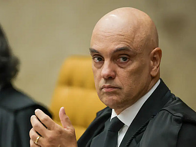 Moraes determina vigilância integral de Bolsonaro pela polícia penal