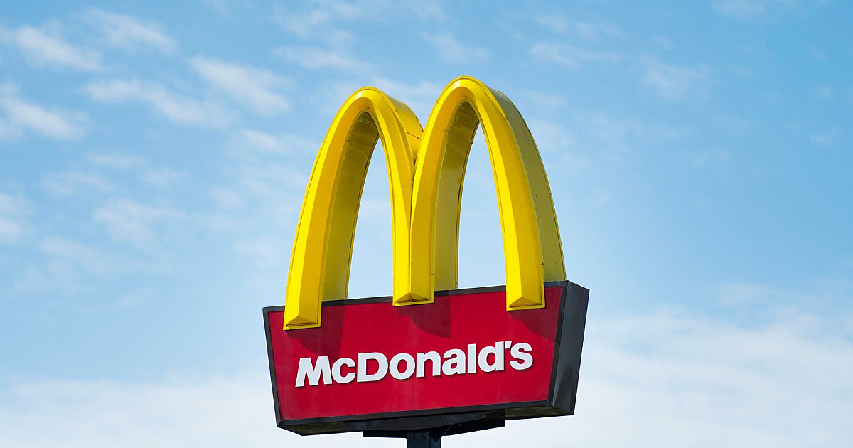 Mês das crianças: McDonald’s oferece brindes em dobro no McLanche Feliz