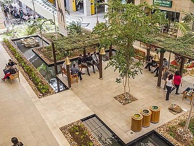 Com Market Place, Alpha Square Mall alavanca vendas e oferece comodidade
