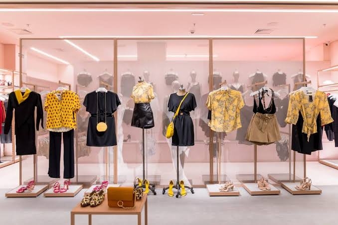 Black Friday da AMARO tem descontos de até 80%