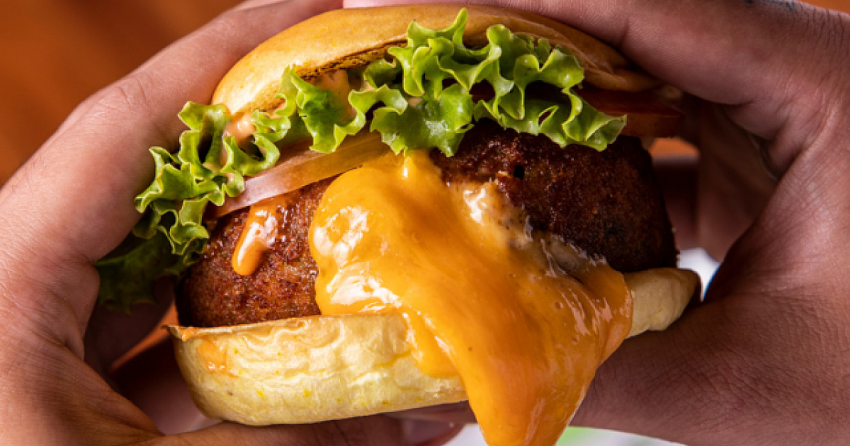 Dia dos Namorados: Cabana Burger terá Heineken de graça e cenário para casar os apaixonados