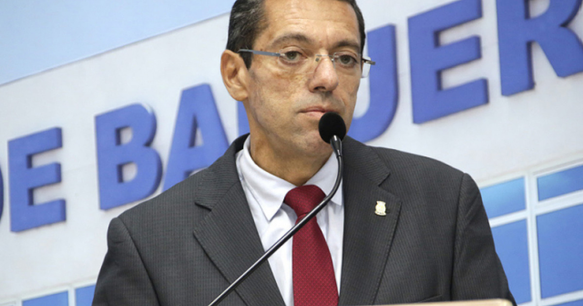 Políticos antecipam 2024 e intensificam apoios de olho na corrida à prefeitura