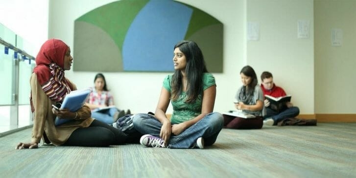 5 bolsas de estudo para quem quer aprender no exterior