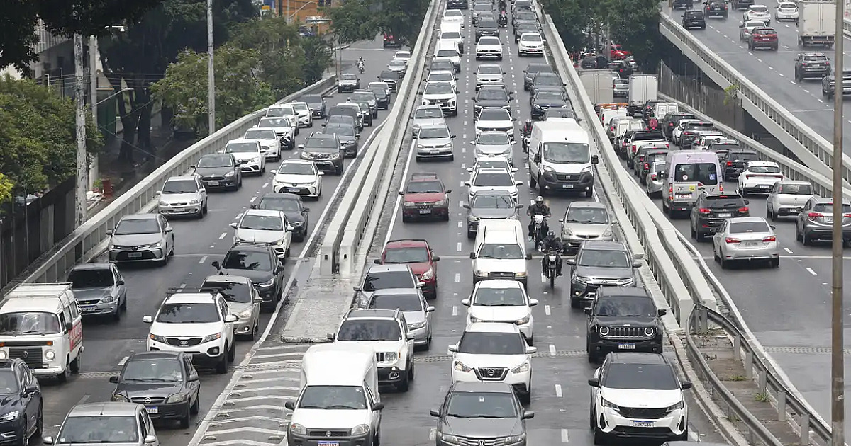 Rodízio na capital volta a valer no próximo dia 12