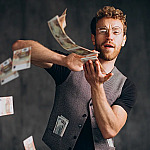 Mega da Virada premia 6 apostas; cada uma vai receber R$ 181,8 milhões