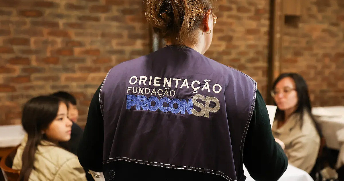 Procon-SP aponta variação de quase 280% no preço de material escolar