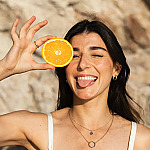 Médicas listam 12 nutrientes que ajudam a proteger sua pele dos efeitos do sol