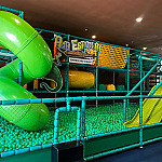 Catarina Fashion Outlet abre temporada de férias com circuito gratuito do Bob Esponja