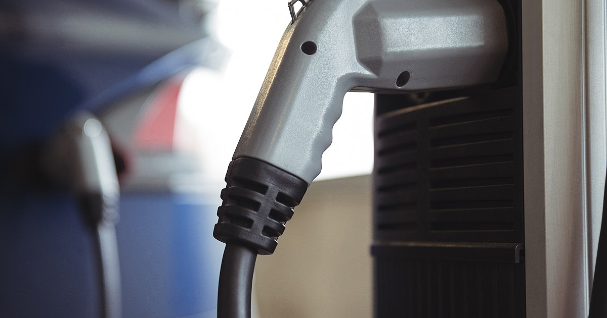 SP sanciona lei que permite instalar carregador individual para elétricos em prédios