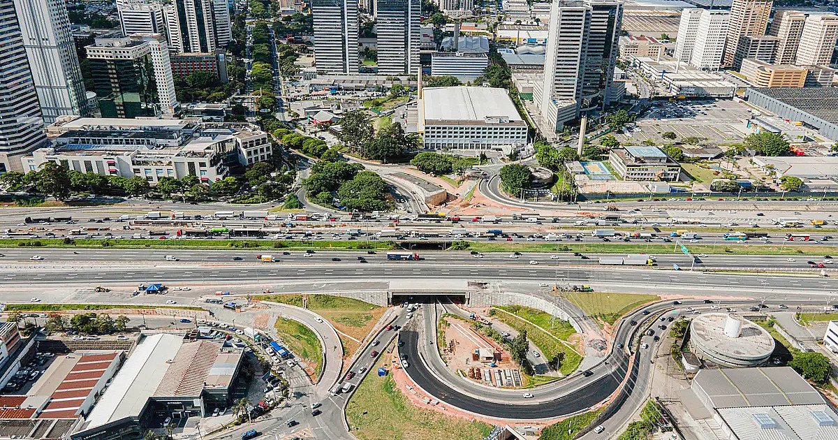 CCR ViaOeste diz que elabora projeto executivo para alça do km 23 que sofreu "afundamento"