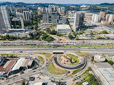 Alça fica no km 23, em Barueri, sentido capital