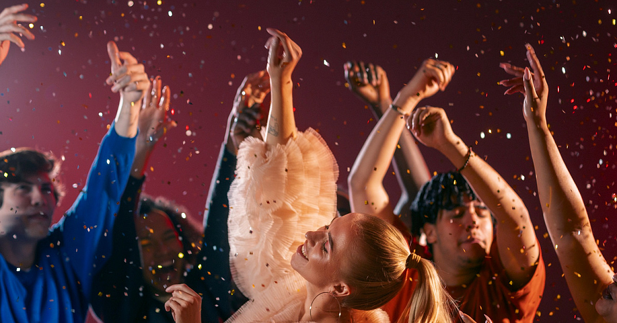 Balada Folia leva clima de Carnaval ao Ginásio José Corrêa em Barueri