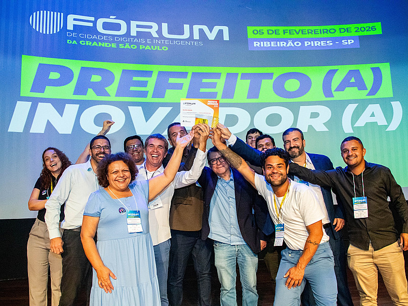 Santana de Parnaíba recebe Prêmio Prefeito Inovador por projeto de energia solar