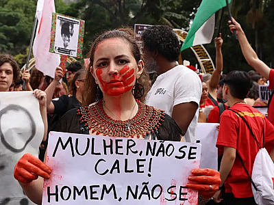 Brasil atinge recorde de feminicídios em 2025: quatro mortes por dia
