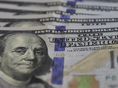 Dólar cai para o menor valor em 21 meses, e bolsa bate recorde