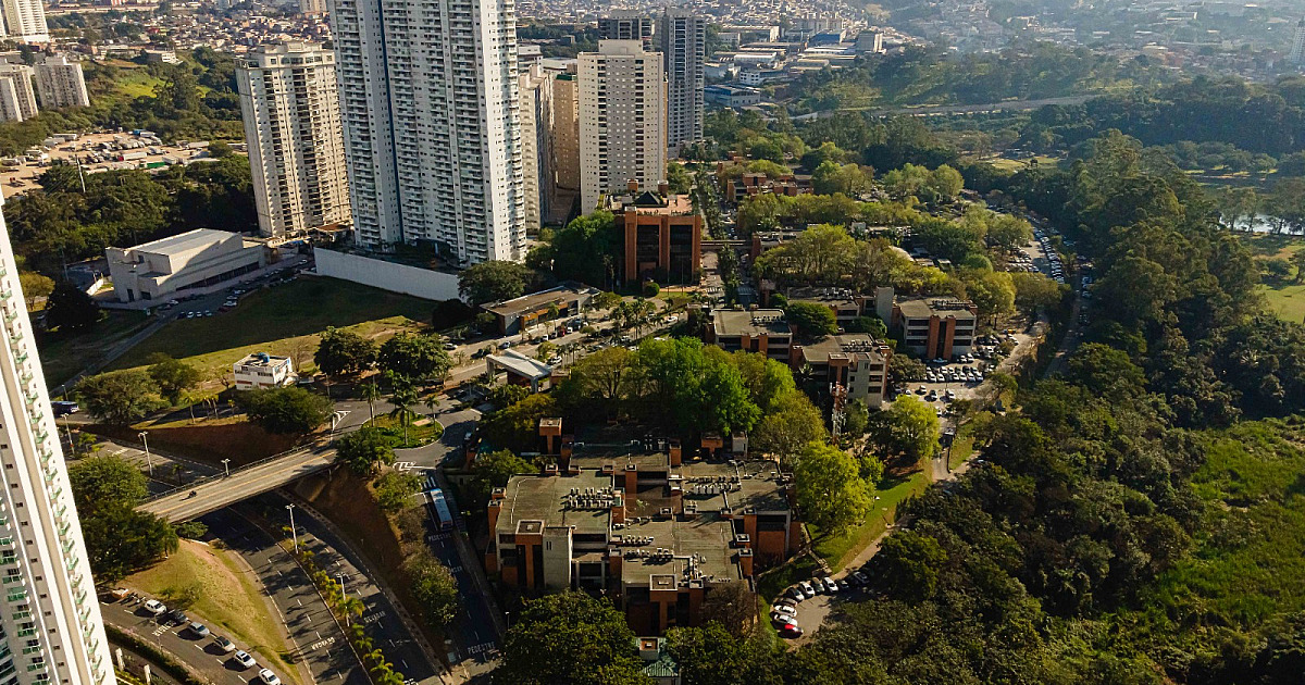 Barueri é destaque em Fórum da Grande SP e recebe prêmio de inovação na gestão pública