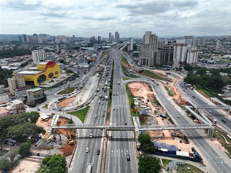 Intervenção na Rodovia Castello Branco altera acessos em Barueri nesta sexta (20)