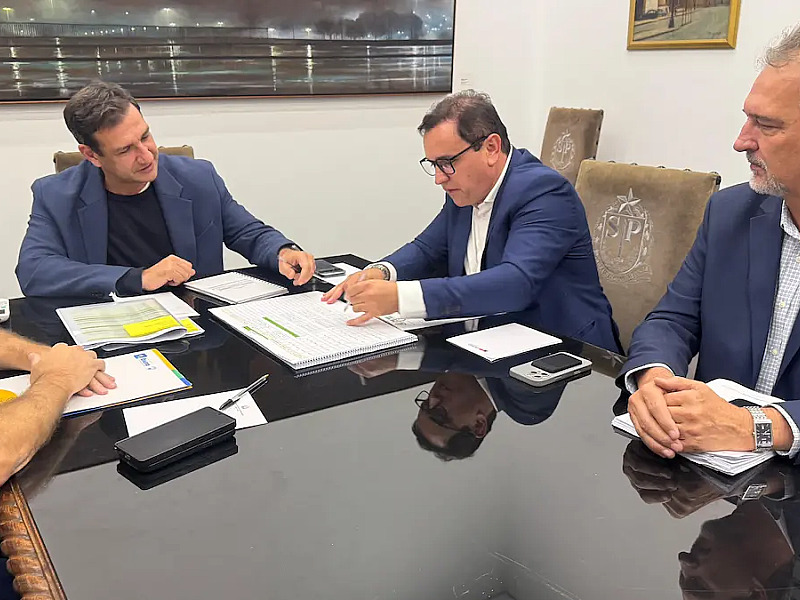 Prefeitos da região oeste levam demandas ao Governo de SP