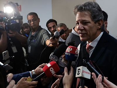 A entrevista foi dada na frente da Universidade de São Paulo, antes de Haddad ministrar uma aula magna aos estudantes