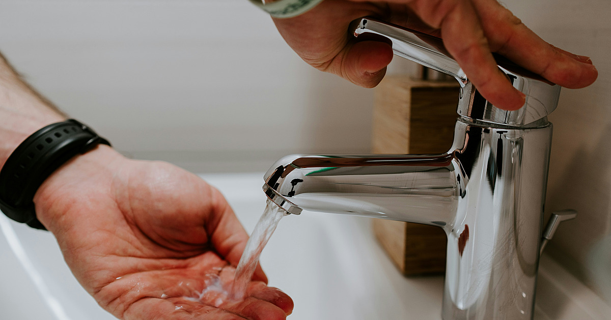Clientes receberão alerta no celular sempre que consumo de água ficar 30% acima da média