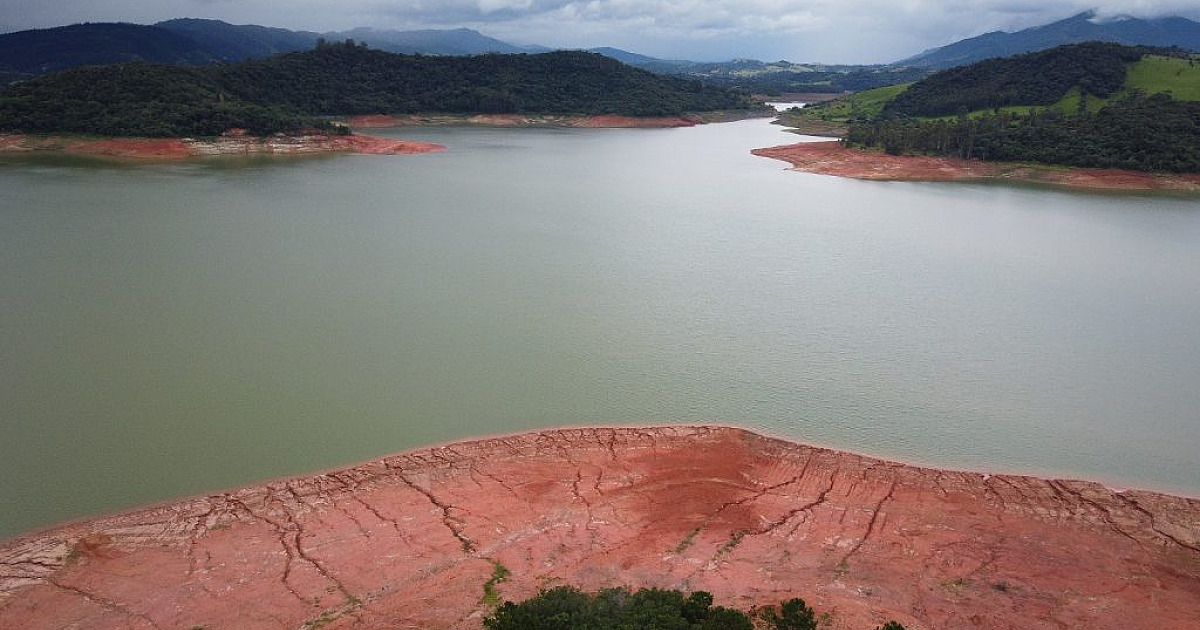 Sistema Cantareira entra em Faixa de Alerta e amplia retirada de água em março
