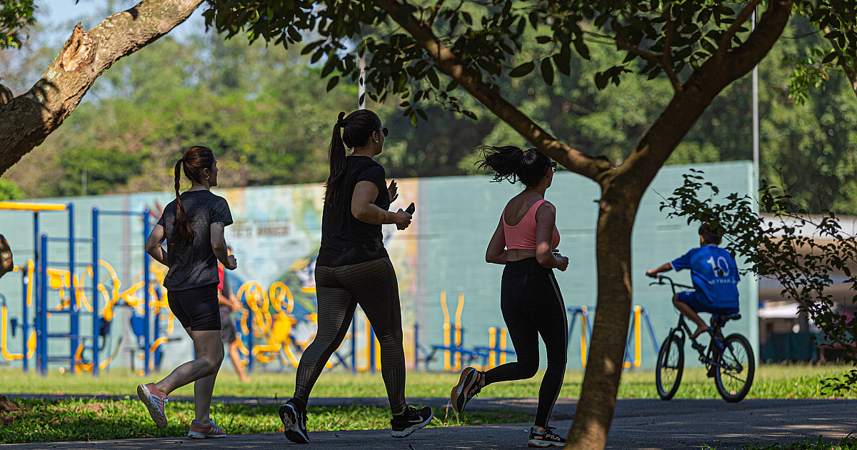 Corrida em alta: atividade exige avaliação e cuidados com o coração, diz especialista