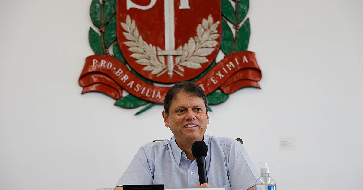 Tarcísio de Freitas lidera com folga disputa pelo Governo de SP em todos os cenários, aponta Datafolha