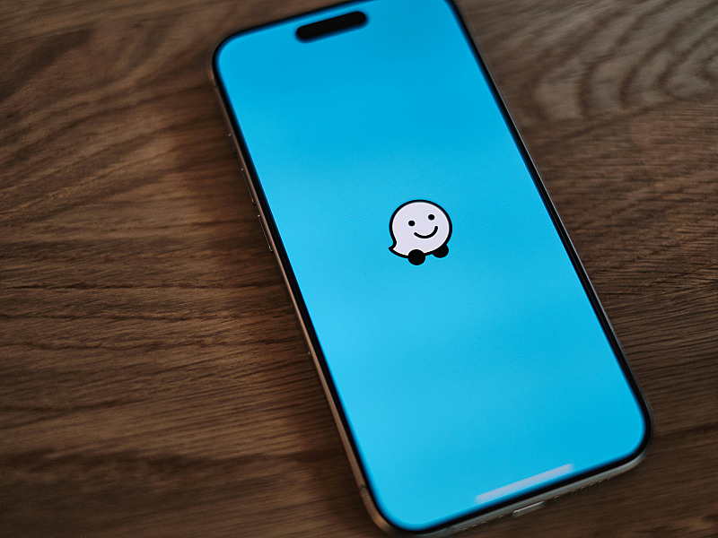 Recurso do Waze sinaliza áreas com registro recente de assaltos