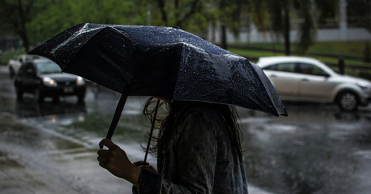 Frente fria derruba temperaturas e traz chuva ao Sudeste a partir desta terça (10)