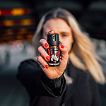 Câmara aprova projeto que autoriza spray de pimenta para mulheres a partir de 16 anos