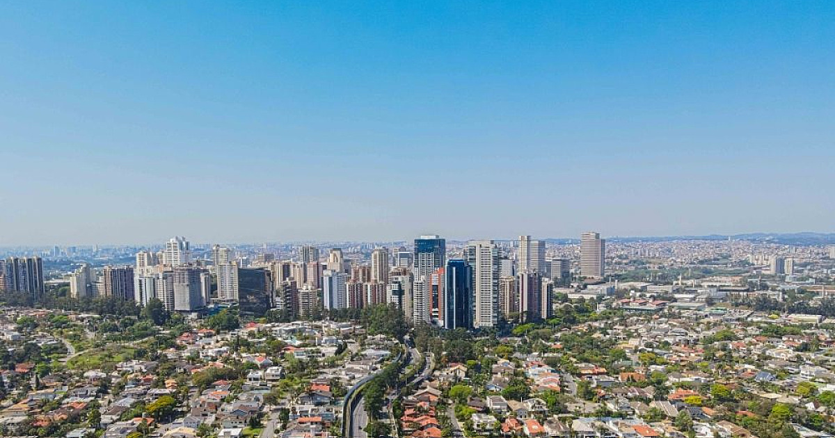 Frente fria e alta umidade mantêm tempo instável em grande parte do país