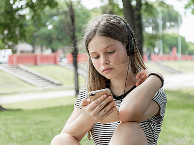 Os pais poderão analisar pedidos de contato de números desconhecidos e gerenciar as configurações de privacidade da conta