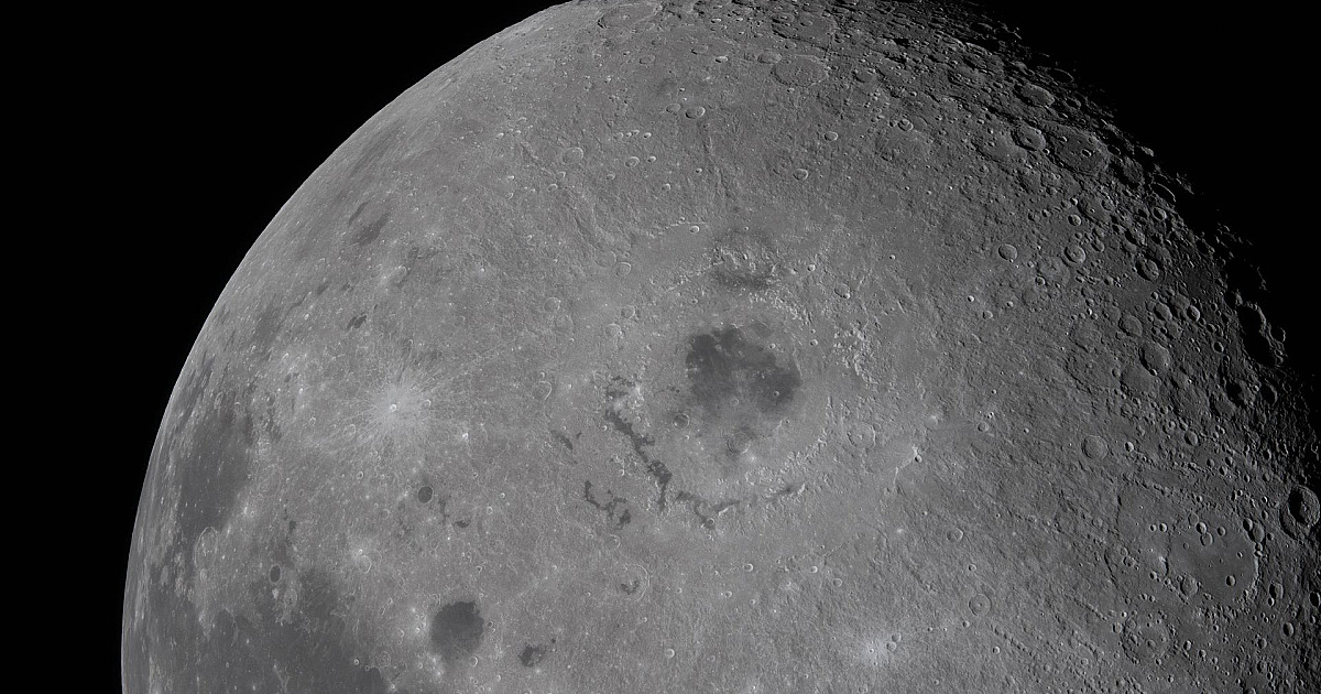 Artemis II quebra recorde e divulga imagens inéditas, impressionantes, da Lua