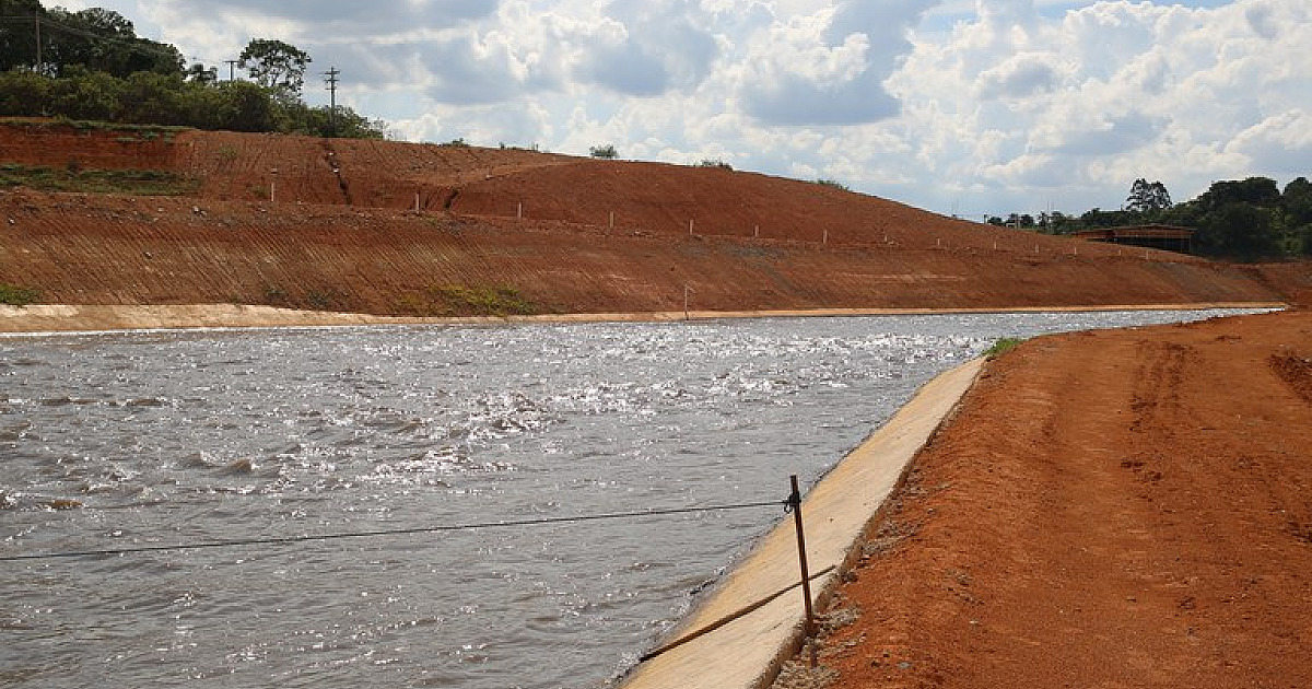 Sistema Cantareira entra em estado de atenção e amplia retirada de água em abril
