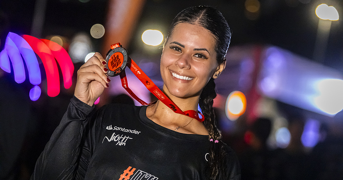 Corrida noturna da Santander Night Run acontece em 9 de maio no Pacaembu