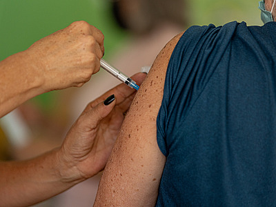 A vacinação anual contra a influenza continua sendo a medida mais importante