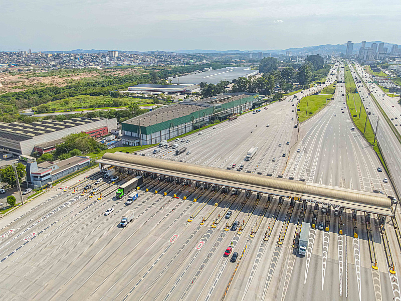 Feriado: 1,62 milhão de veículos devem passar pelas rodovias da Raposo e Castello
