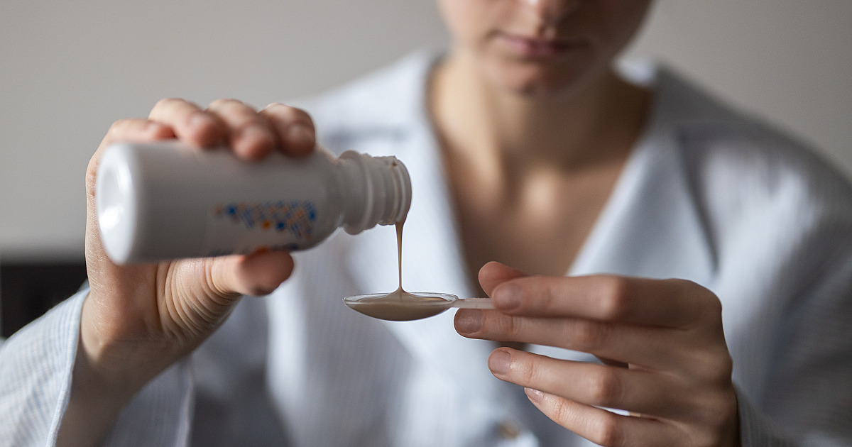 Anvisa proíbe medicamentos com clobutinol, comum em xaropes, por risco de arritmias