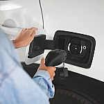 Bombeiros do Estado de SP atualizam normas e ampliam exigências para recarga de carros elétricos