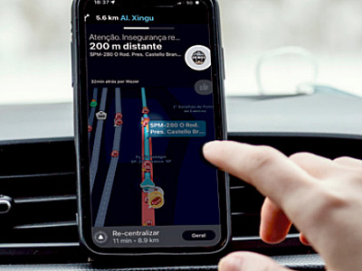 Alerta é uma figura de um personagem de touca e máscara