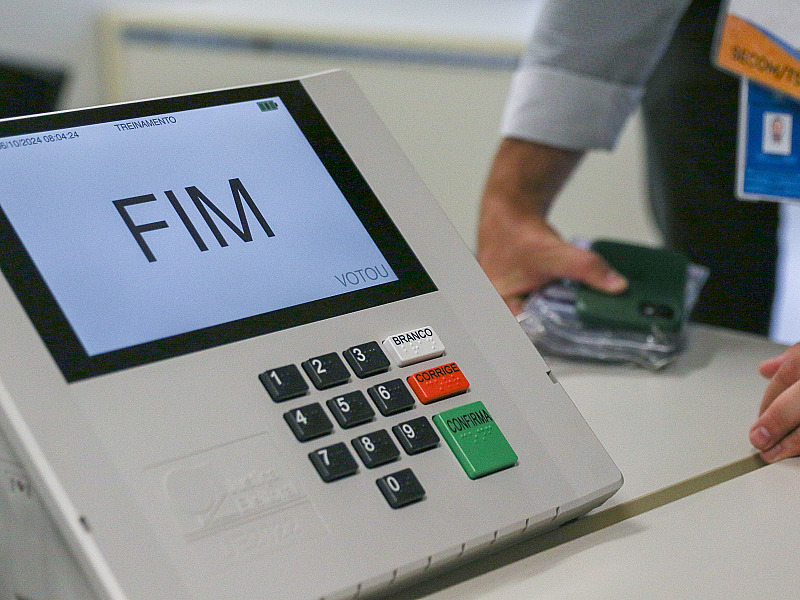 Cartórios eleitorais de SP ampliam horário até 6 de maio para regularização do título