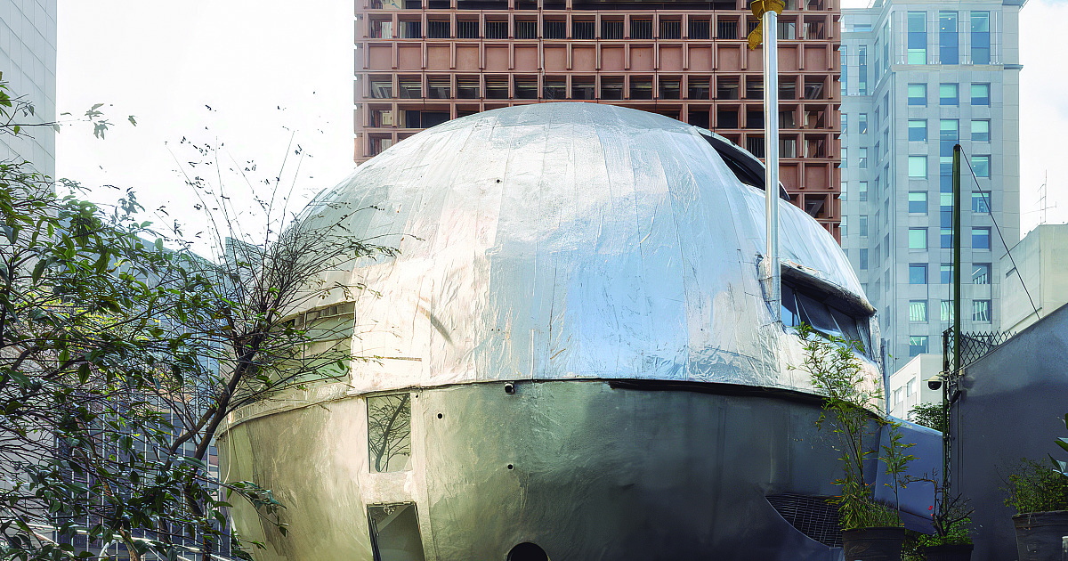 Casa Bola abre ao público com mostra inédita em São Paulo