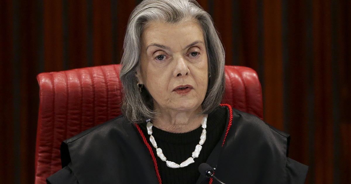 Lei da Ficha Limpa: STF inicia julgamento e Cármen Lúcia vota contra flexibilização