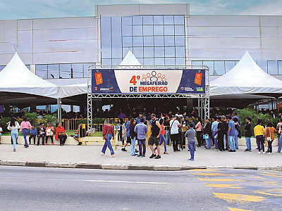 Evento reúne empresas de diferentes segmentos e disponibilizará mais de 10 mil oportunidades de trabalho